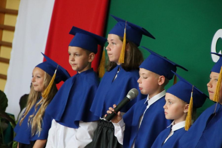 Zakończenie roku szkolnego w Szkole Podstawowej w Ujeździe Górnym 