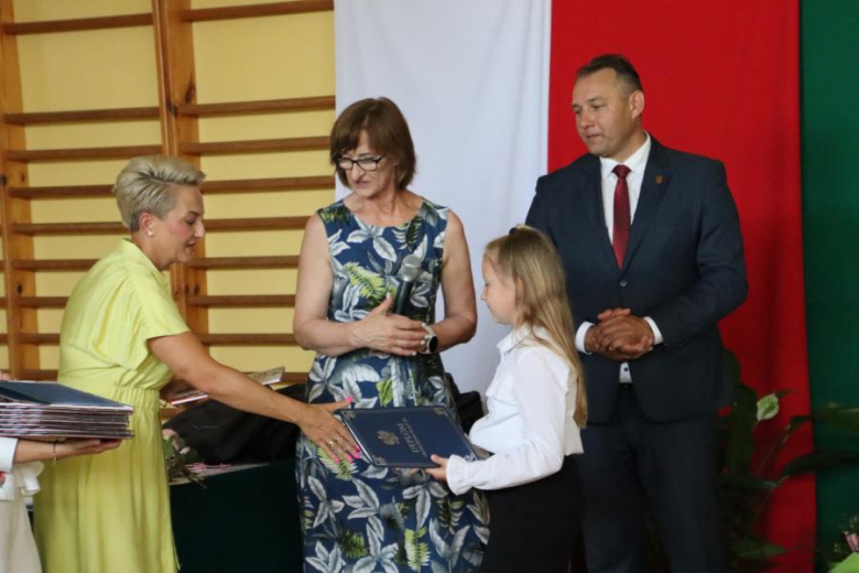 Zakończenie roku szkolnego w Szkole Podstawowej w Ujeździe Górnym 