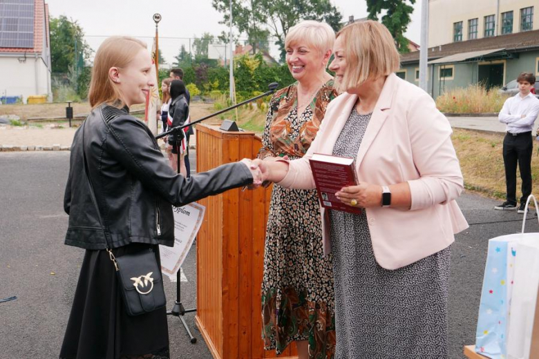 Zakończenie roku szkolnego w powiatowych szkołach średnich