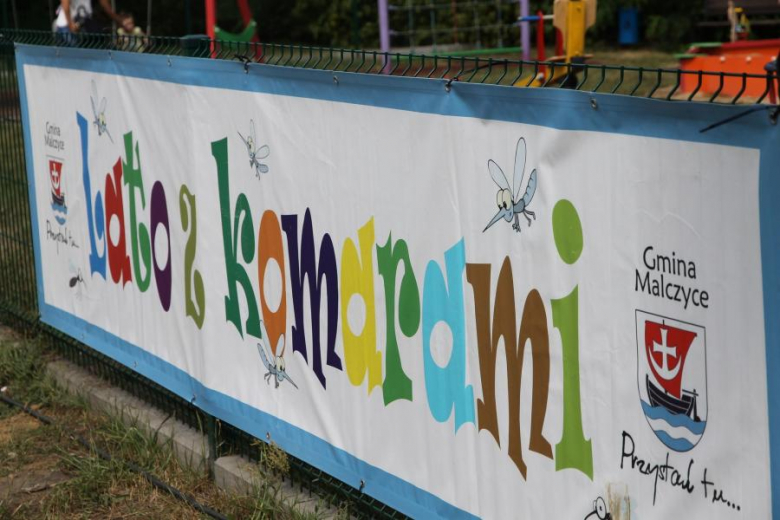 Lato z Komarami w Malczycach