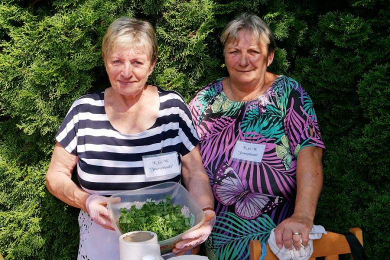 Ponad pięćdziesiąt osób nie wystraszyło się pogody i wzięło udział w powiatowym rajdzie rowerowym na