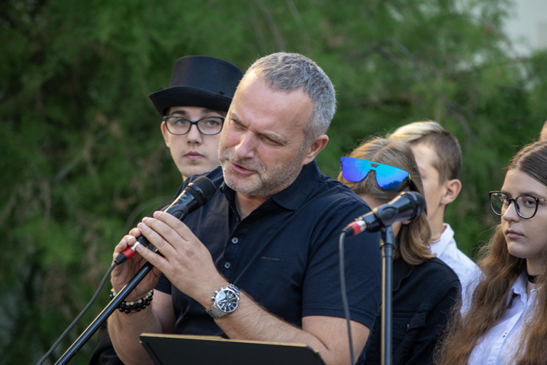 Kolejny, wyjątkowy mural odsłonięto w Środzie Śląskiej