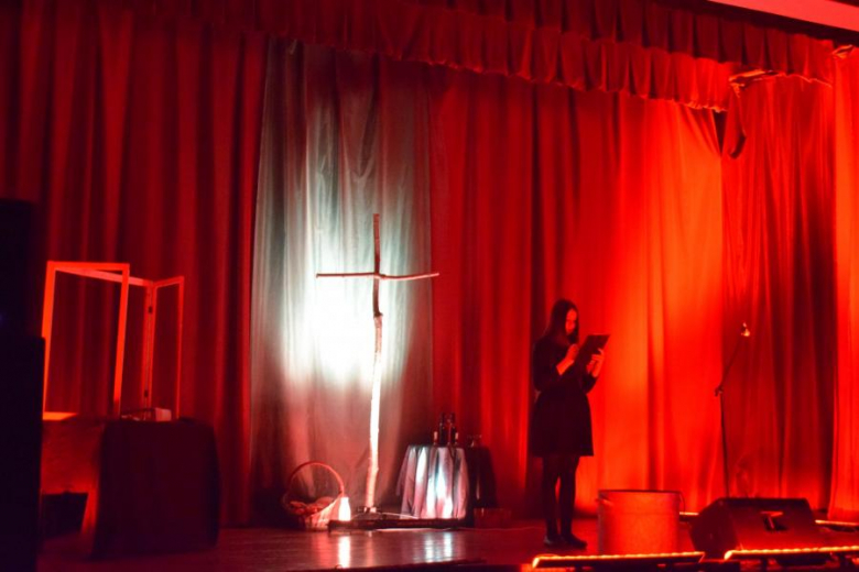 Przedstawienie w GOK Kostomłoty