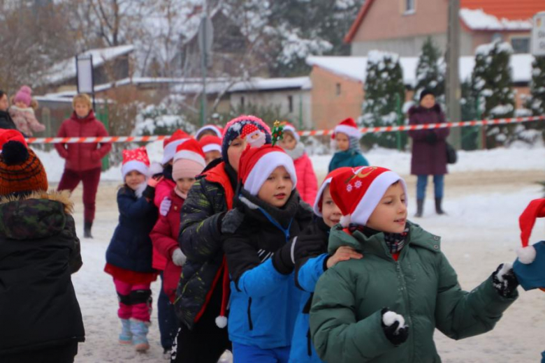 Udanińska choinka rozbłysnęła już swoim blaskiem!