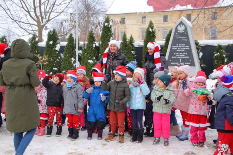 Udanińska choinka rozbłysnęła już swoim blaskiem!