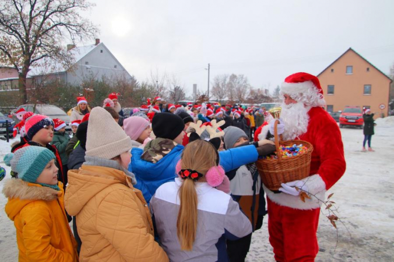 Udanińska choinka rozbłysnęła już swoim blaskiem!