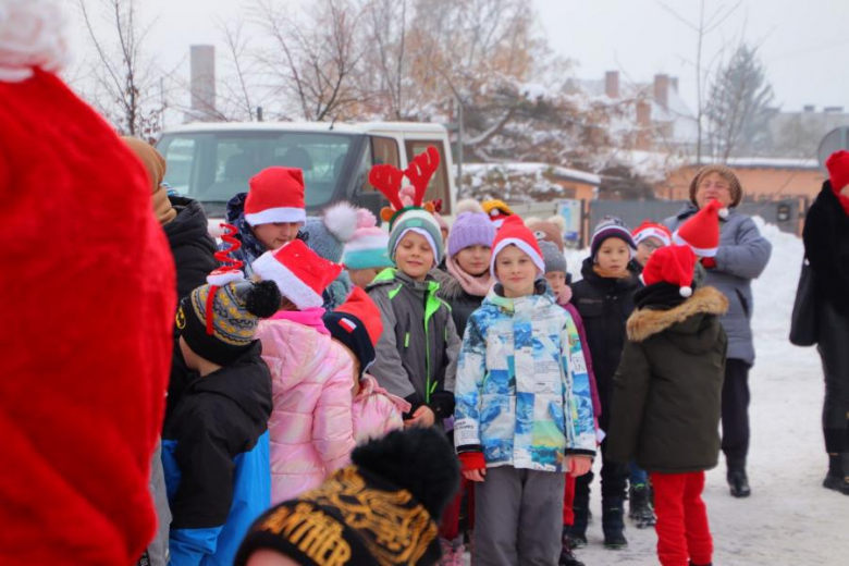 Udanińska choinka rozbłysnęła już swoim blaskiem!