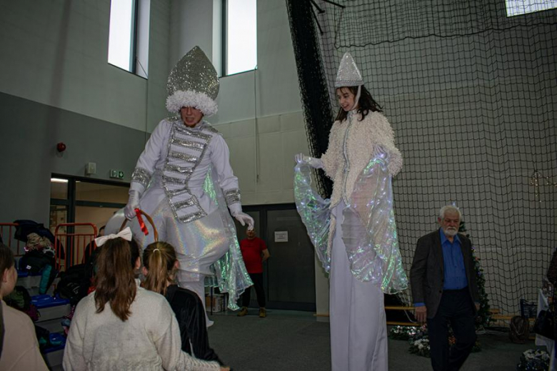 Kiermasz Bożonarodzeniowy w Lutyni