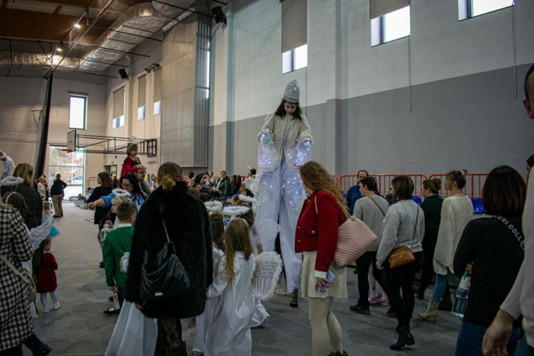 Kiermasz Bożonarodzeniowy w Lutyni