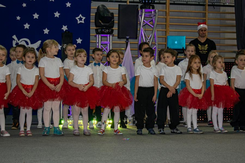 Kiermasz Bożonarodzeniowy w Lutyni