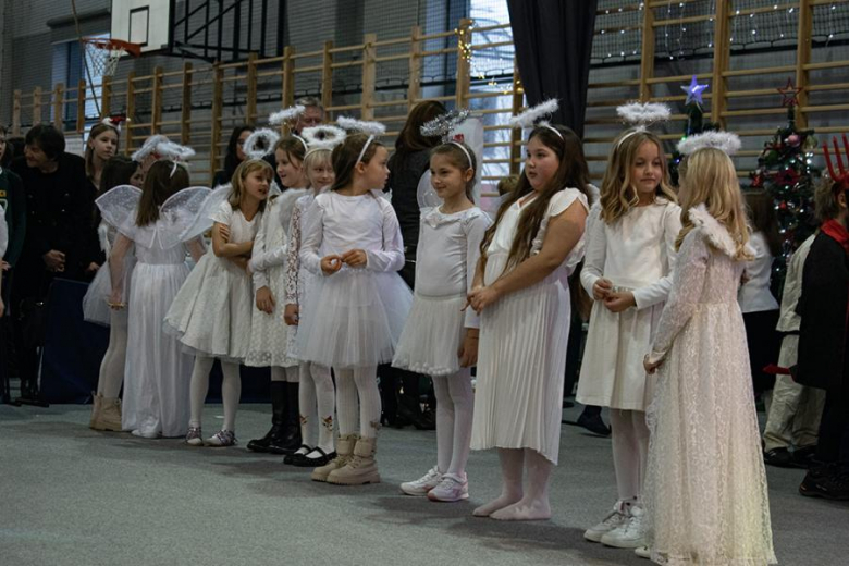 Kiermasz Bożonarodzeniowy w Lutyni