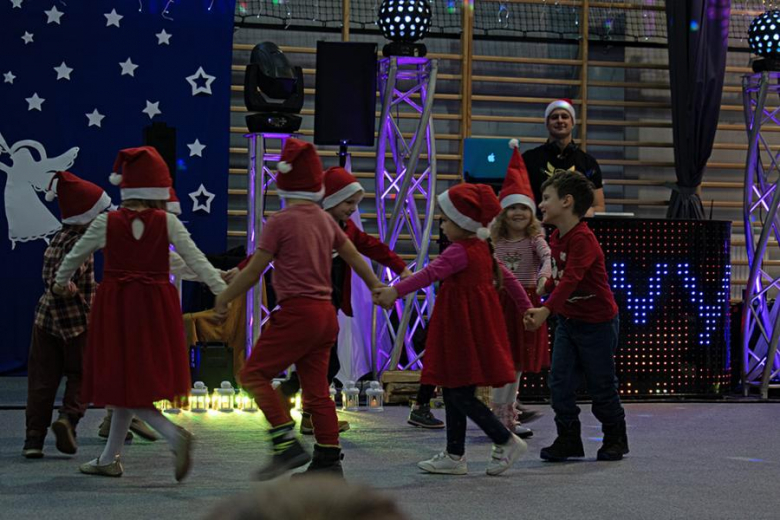 Kiermasz Bożonarodzeniowy w Lutyni