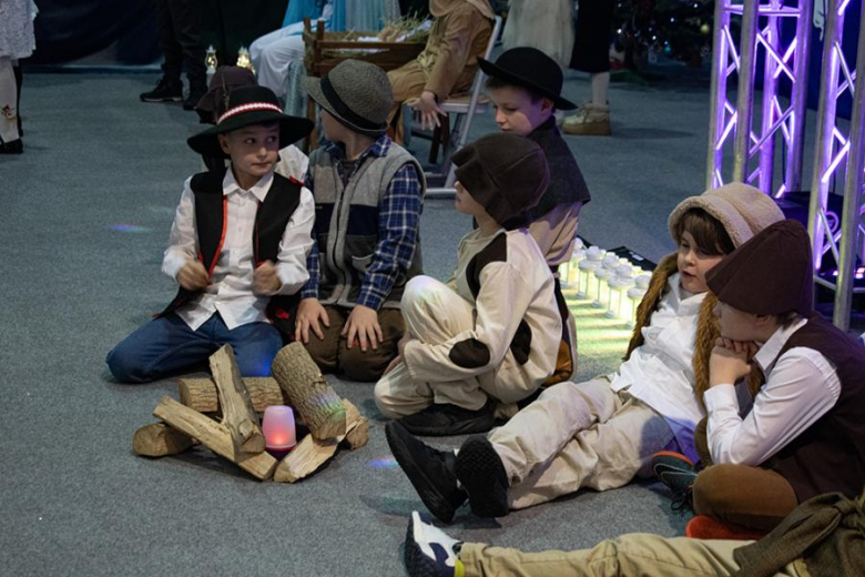 Kiermasz Bożonarodzeniowy w Lutyni