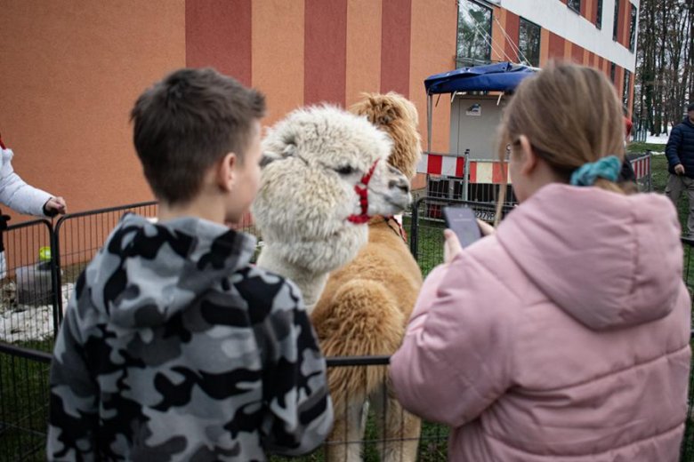 Kiermasz Bożonarodzeniowy w Lutyni