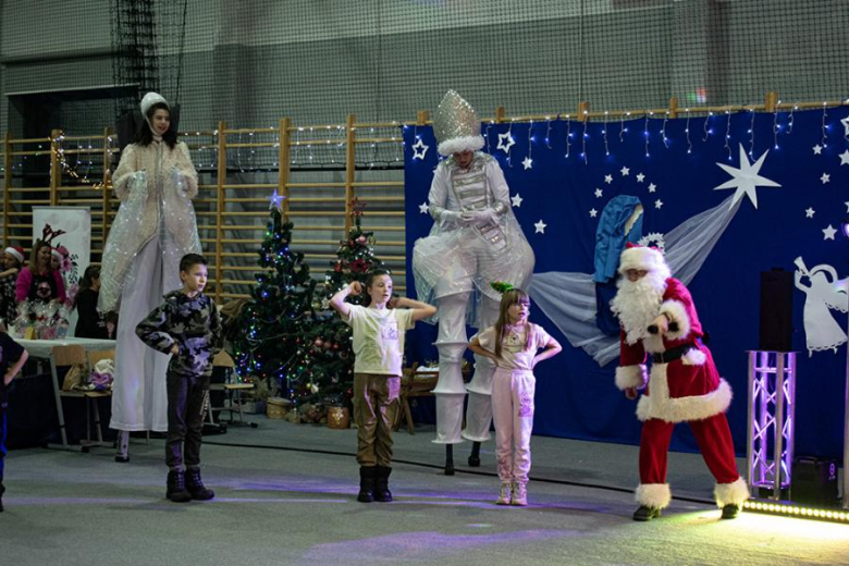 Kiermasz Bożonarodzeniowy w Lutyni