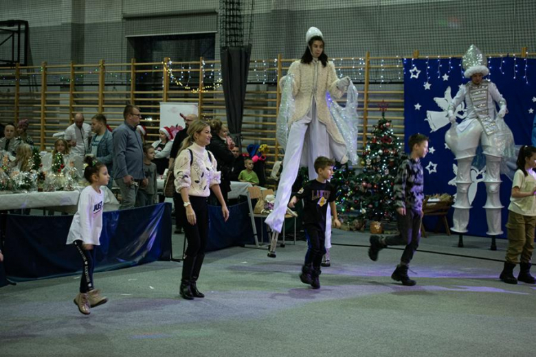 Kiermasz Bożonarodzeniowy w Lutyni