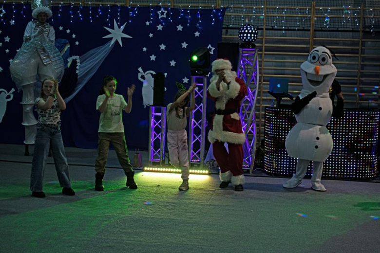 Kiermasz Bożonarodzeniowy w Lutyni