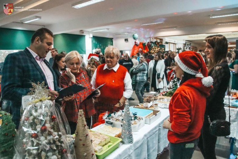 Kiermasz Bożonarodzeniowy w Udaninie