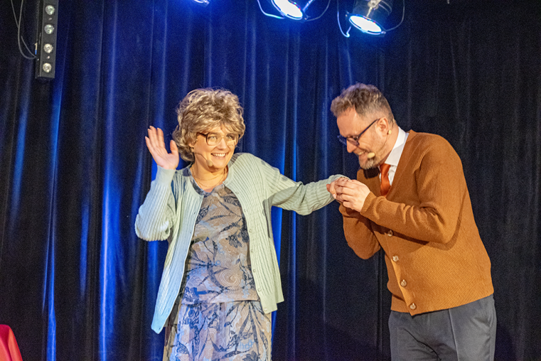 Kabaret Czesuaf wystąpił w Miękini