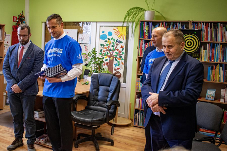 Wolontariusze Intela w Miękini