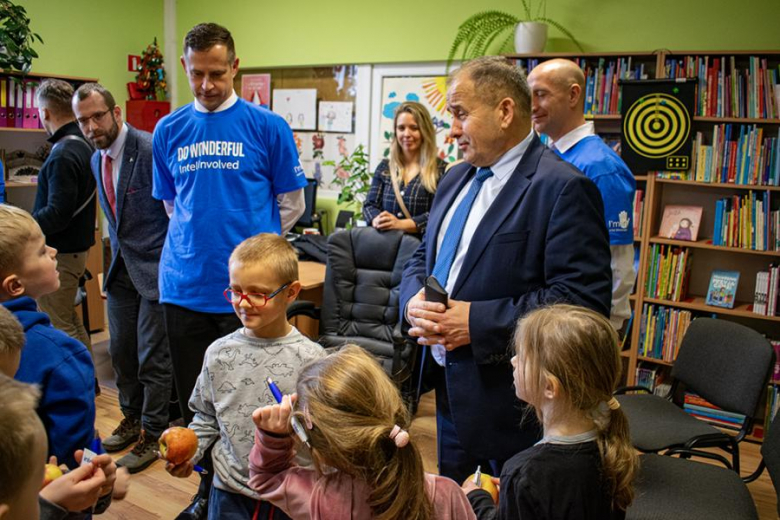 Wolontariusze Intela w Miękini