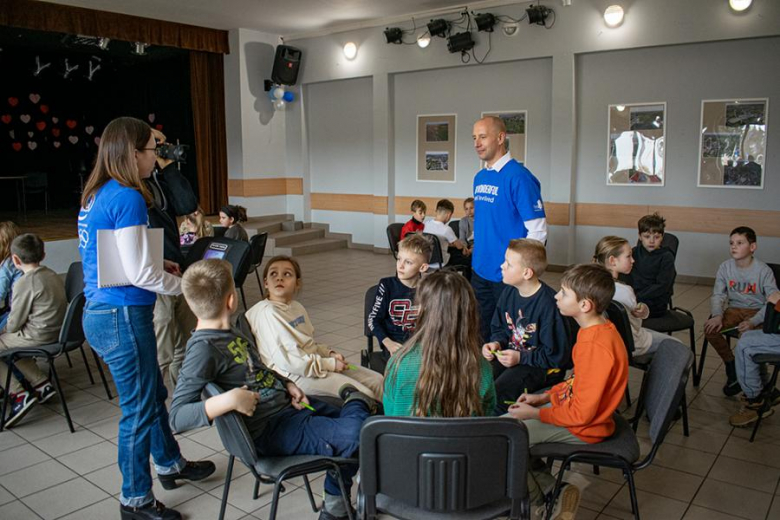 Wolontariusze Intela w Miękini