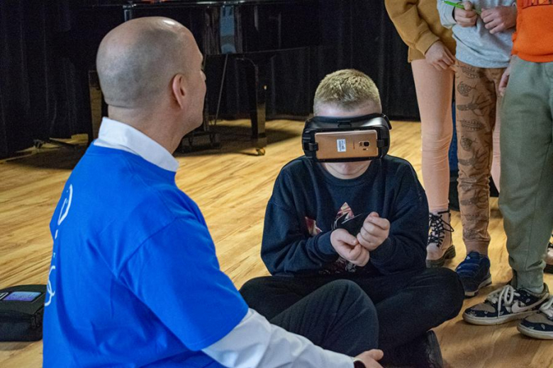 Wolontariusze Intela w Miękini