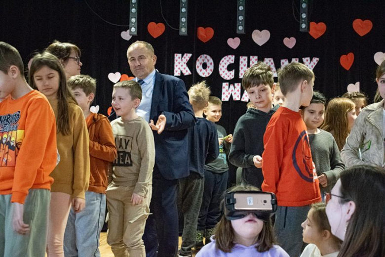 Wolontariusze Intela w Miękini