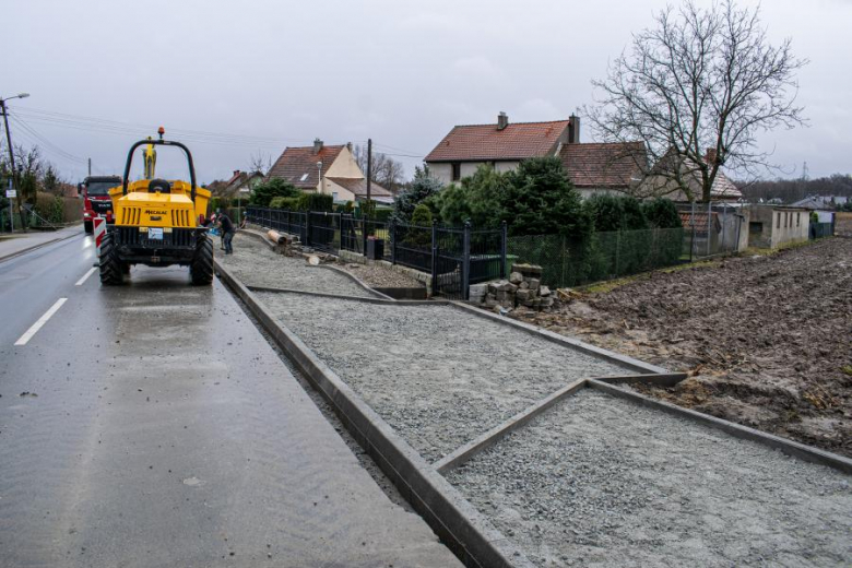 W Wilkszynie powstaje nowy peron autobusowy