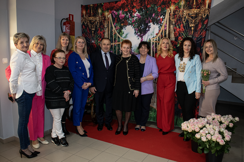 Magiczny Dzień kobiet w Miękini świętowało kilkaset osób