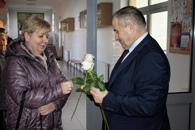 Magiczny Dzień kobiet w Miękini świętowało kilkaset osób