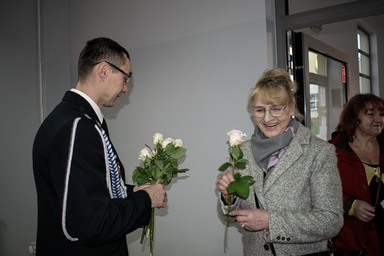 Magiczny Dzień kobiet w Miękini świętowało kilkaset osób