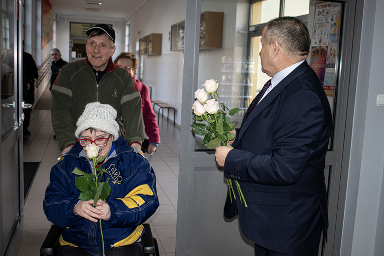 Magiczny Dzień kobiet w Miękini świętowało kilkaset osób