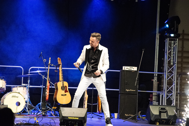 Magiczny Dzień kobiet w Miękini świętowało kilkaset osób