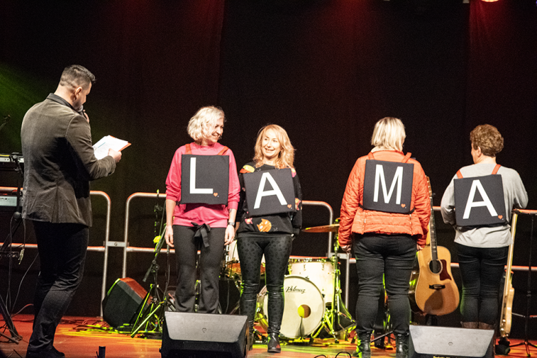 Magiczny Dzień kobiet w Miękini świętowało kilkaset osób