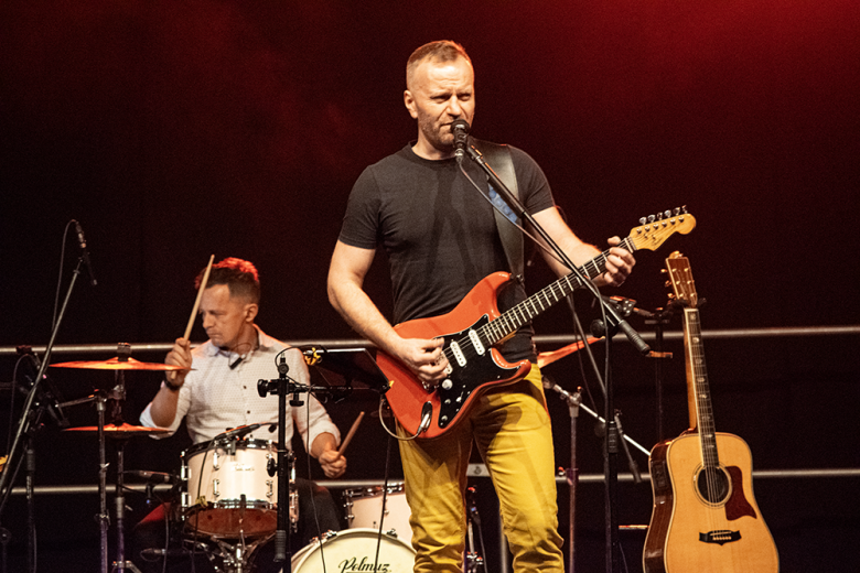 Magiczny Dzień kobiet w Miękini świętowało kilkaset osób