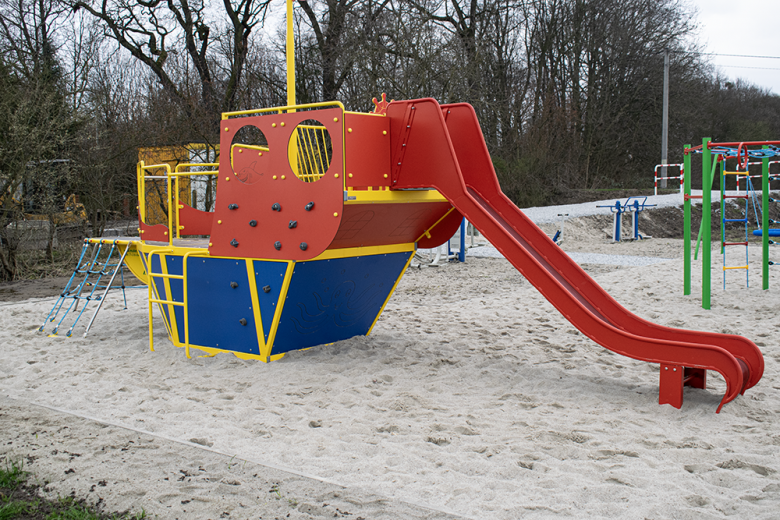 Nowe place zabaw oddane do użytku