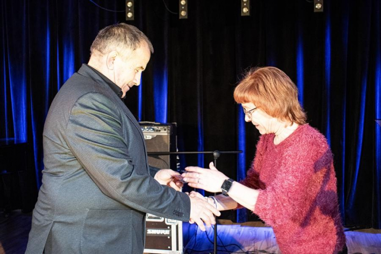 Ruszają programy dla rodzin i seniorów