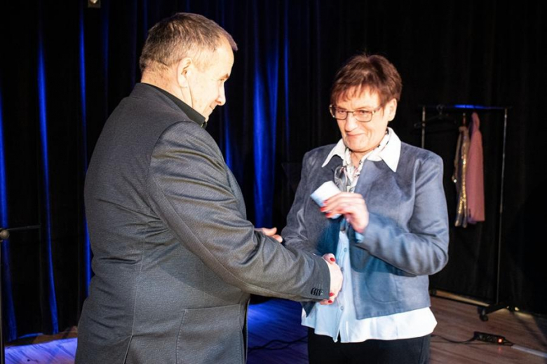 Ruszają programy dla rodzin i seniorów