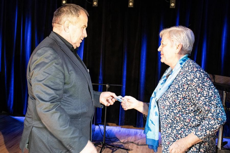 Ruszają programy dla rodzin i seniorów