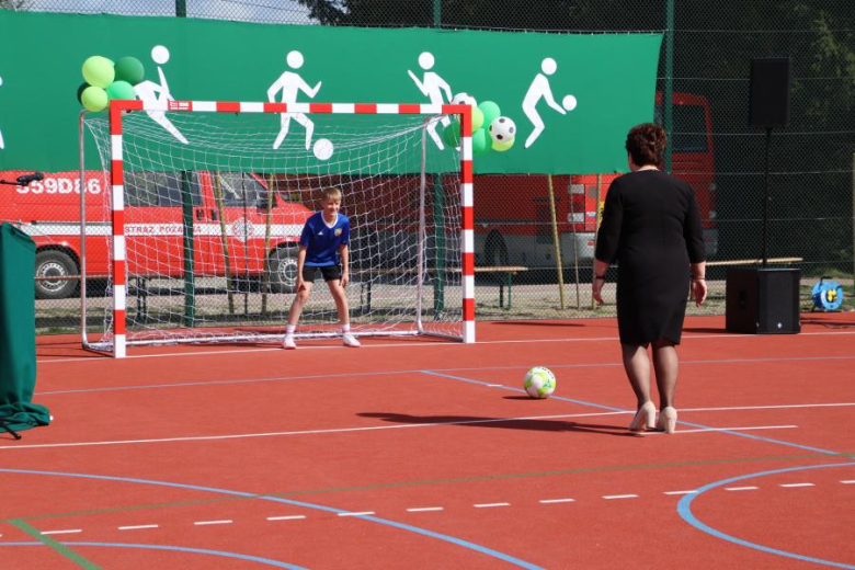 Otwarcie nowego boiska w Ujeździe Górnym