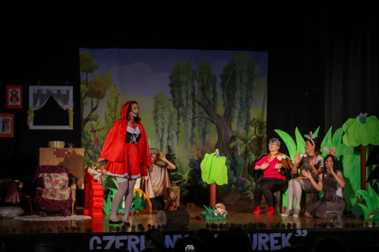 Przedstawienie w wykonaniu nauczycieli