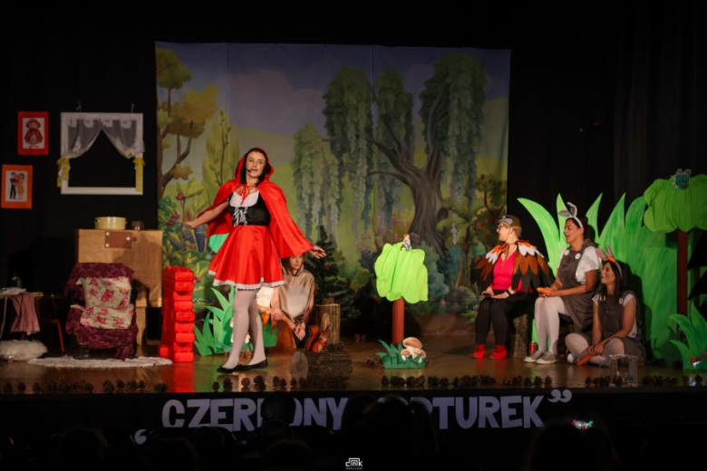 Przedstawienie w wykonaniu nauczycieli