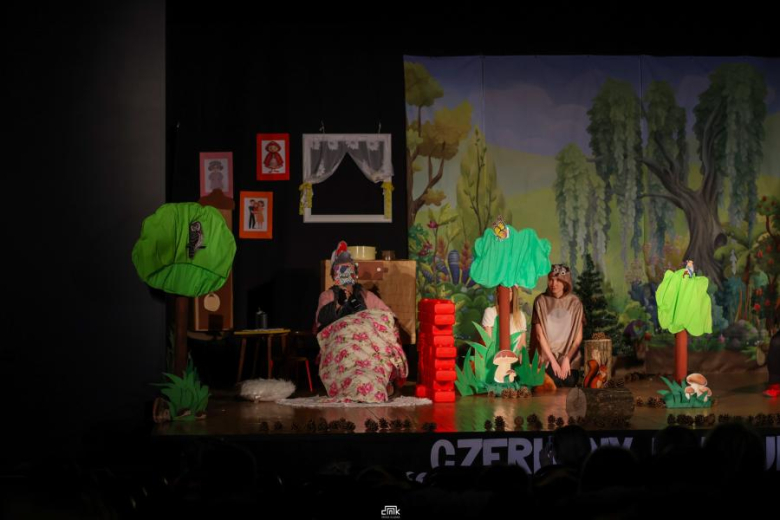 Przedstawienie w wykonaniu nauczycieli