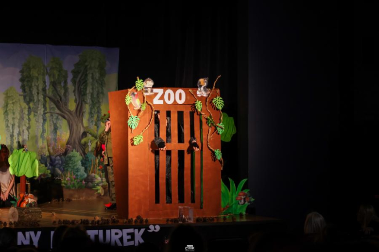 Przedstawienie w wykonaniu nauczycieli