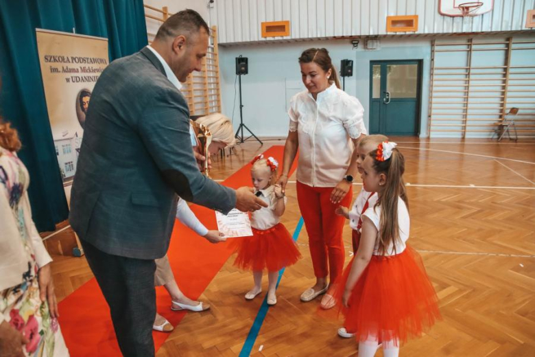 XVI Gminny  Festiwal Piosenki Patriotyczno-Religijnej w SP Udanin