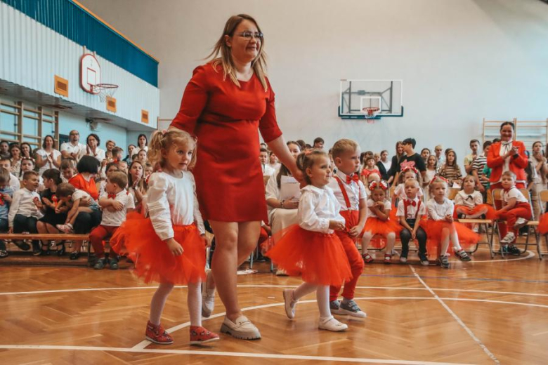 XVI Gminny  Festiwal Piosenki Patriotyczno-Religijnej w SP Udanin