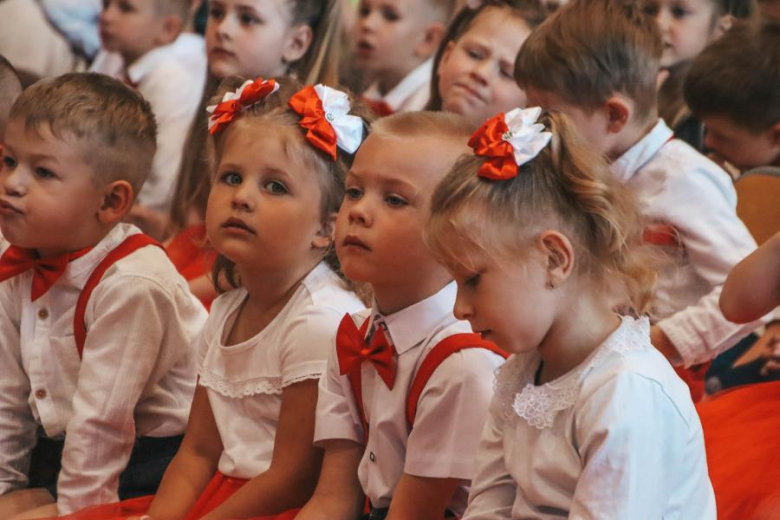 XVI Gminny  Festiwal Piosenki Patriotyczno-Religijnej w SP Udanin