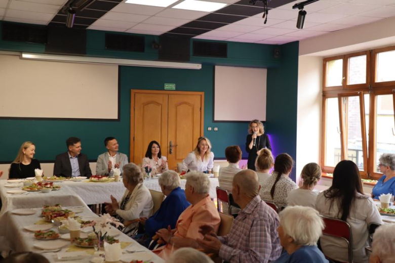 Dzień Mamy w średzkim Domu Kultury