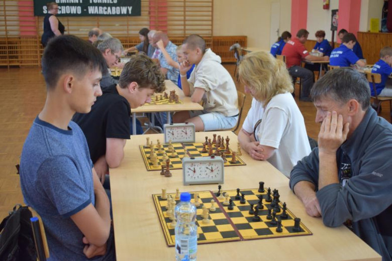Turniej szachowo-warcabowy w Piersnie